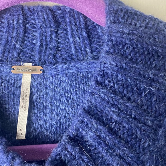 Free People Yin Yang Oversized Sweater XL - Picture 3 of 5